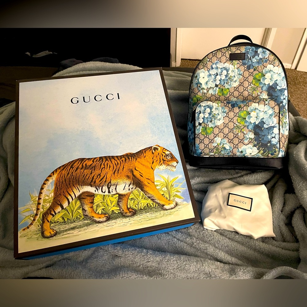 Gucci Blooms GG Supreme Backpack Blue